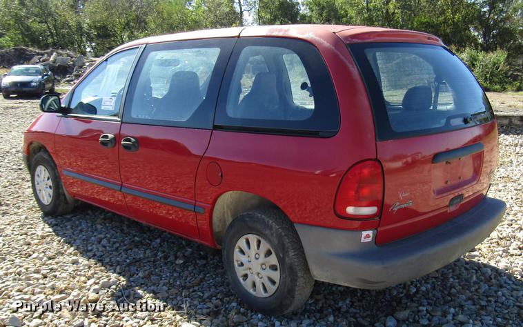 image for item DD3730 1999 Plymouth Voyager van