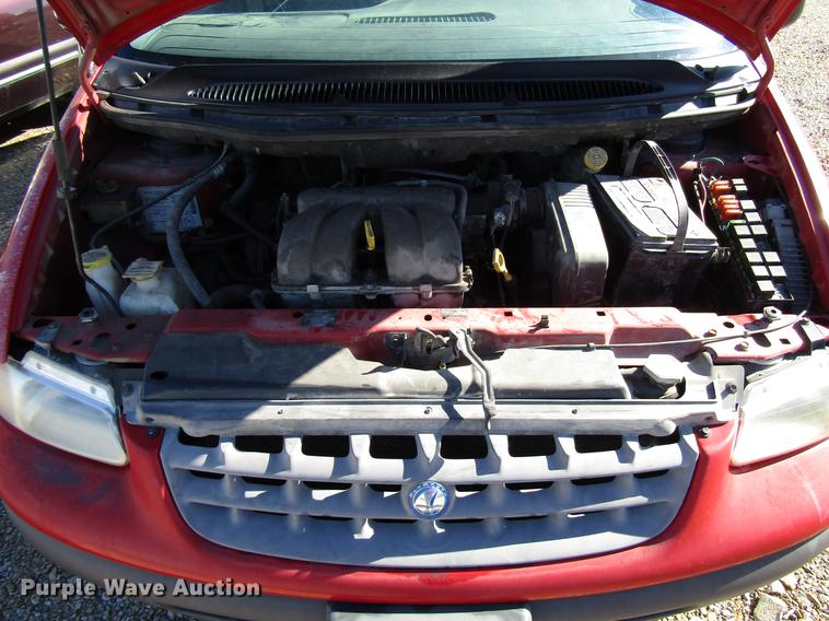 image for item DD3730 1999 Plymouth Voyager van