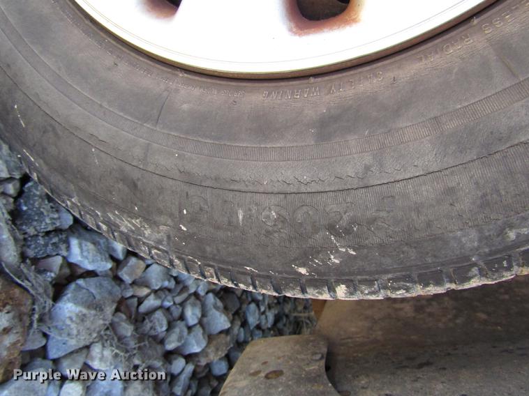 image for item DD3730 1999 Plymouth Voyager van