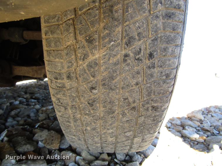 image for item DD3730 1999 Plymouth Voyager van