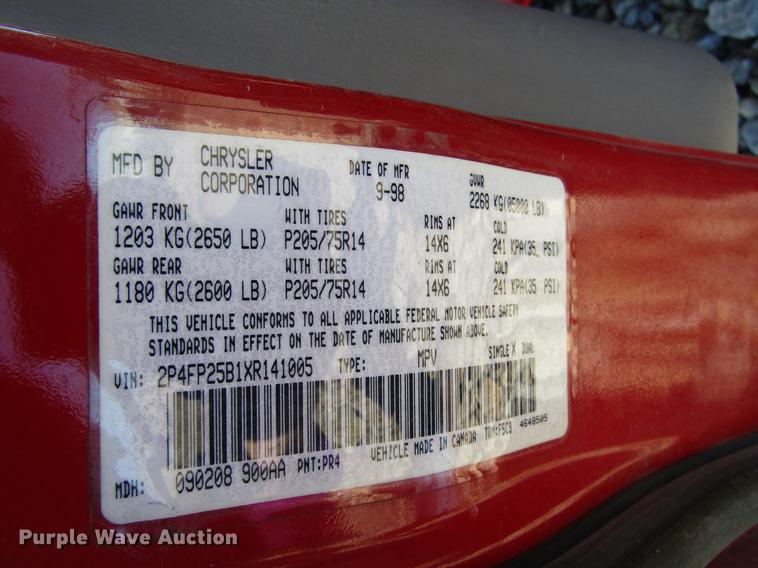 image for item DD3730 1999 Plymouth Voyager van