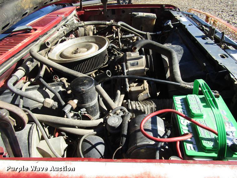 image for item DD3731 1986 Ford F250 pickup truck