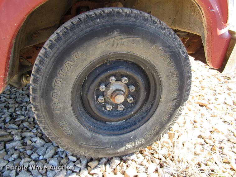 image for item DD3731 1986 Ford F250 pickup truck