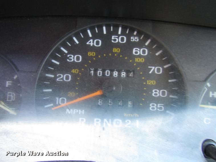 image for item DD3732 1993 Ford Crown Victoria