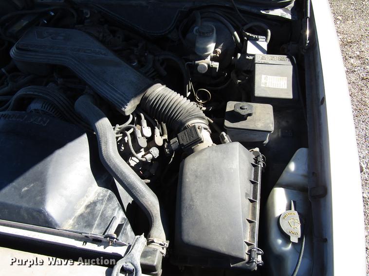 image for item DD3732 1993 Ford Crown Victoria