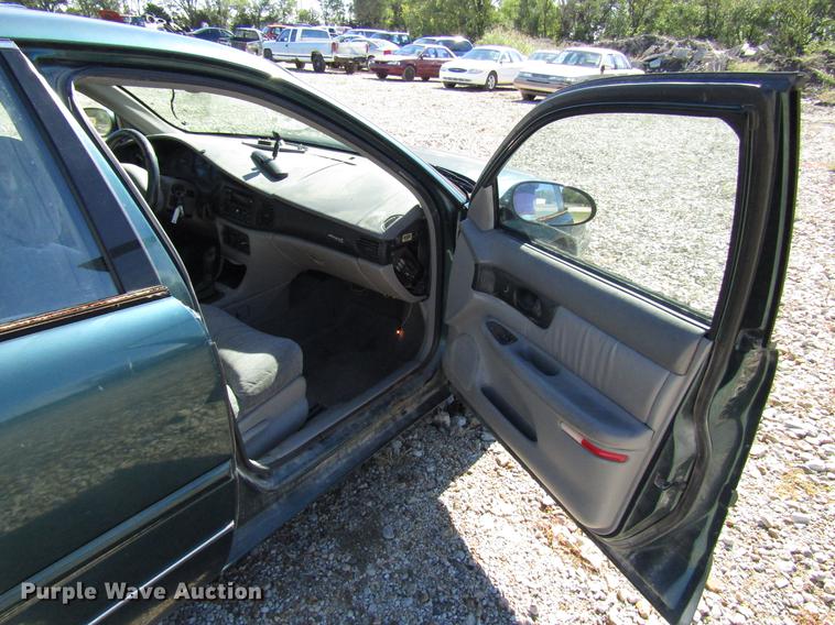 image for item DD3733 1998 Buick Regal