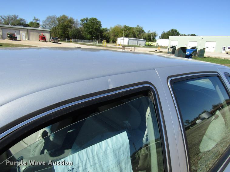 image for item DD3734 1996 Lincoln Town Car