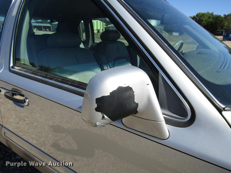 image for item DD3734 1996 Lincoln Town Car