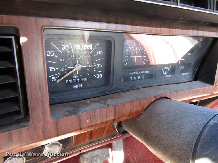 image for item DD3735 1984 Ford F150 pickup truck