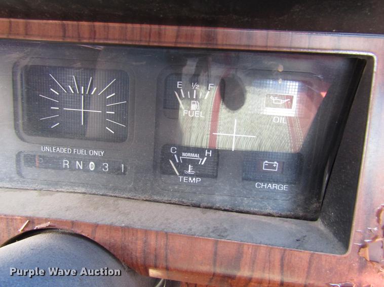 image for item DD3735 1984 Ford F150 pickup truck