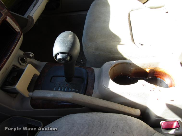 image for item DD3736 2002 Mitsubishi Galant