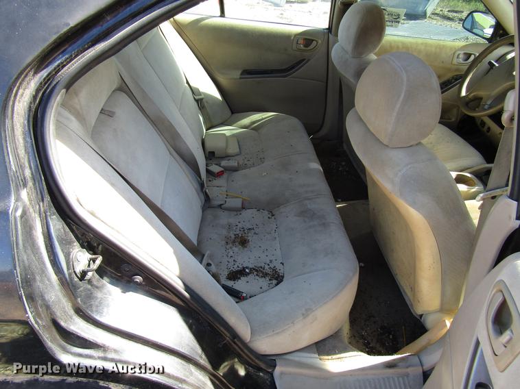 image for item DD3736 2002 Mitsubishi Galant