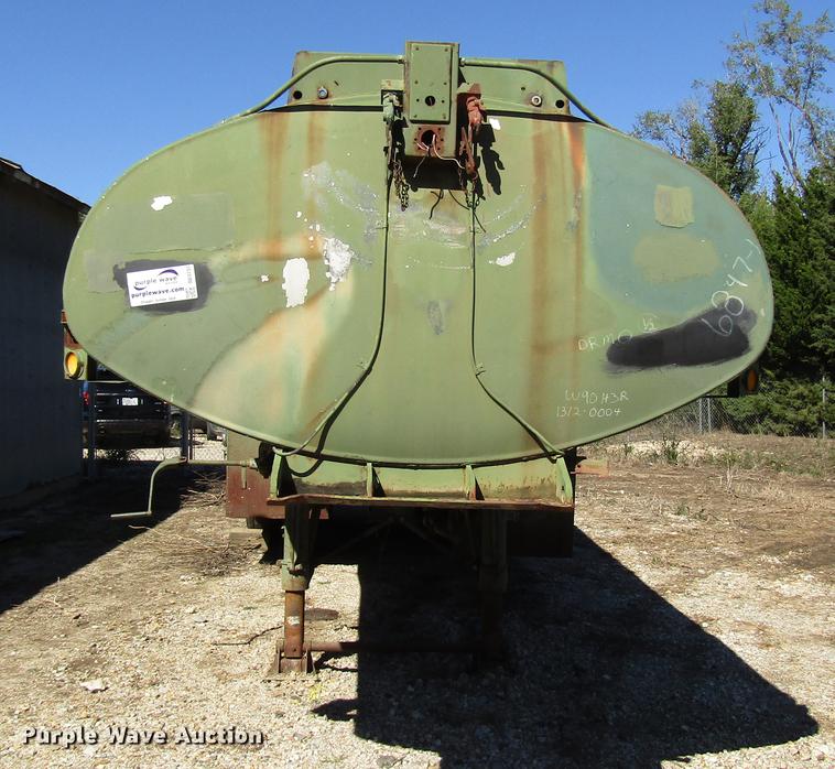 image for item DD3737 1968 IMP Omaha tank trailer