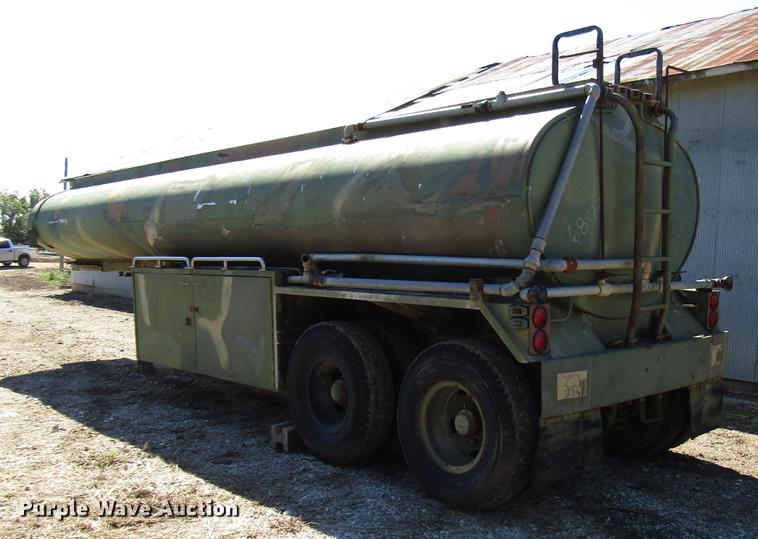 image for item DD3737 1968 IMP Omaha tank trailer