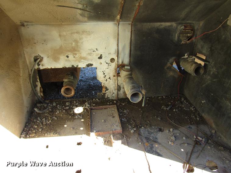 image for item DD3737 1968 IMP Omaha tank trailer