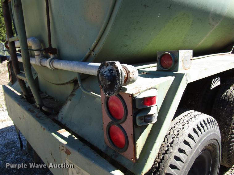 image for item DD3737 1968 IMP Omaha tank trailer