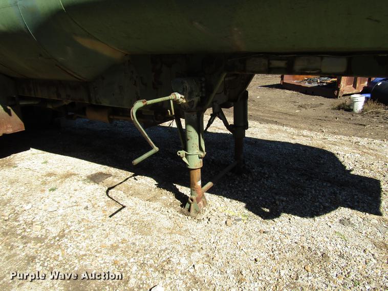 image for item DD3737 1968 IMP Omaha tank trailer