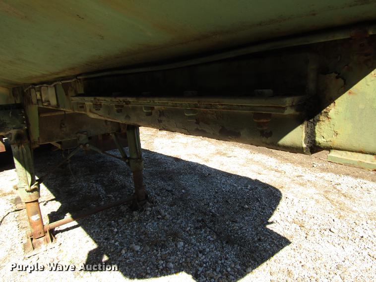 image for item DD3737 1968 IMP Omaha tank trailer
