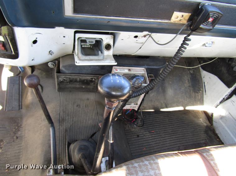 image for item DD3738 1990 GMC C6000 fire truck