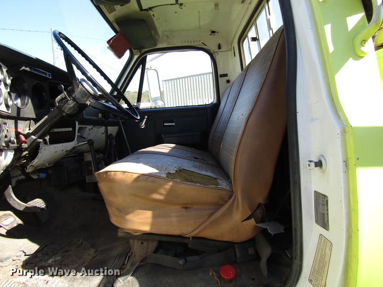 image for item DD3738 1990 GMC C6000 fire truck