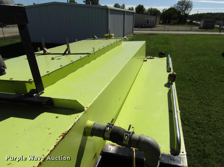 image for item DD3738 1990 GMC C6000 fire truck