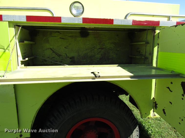 image for item DD3738 1990 GMC C6000 fire truck