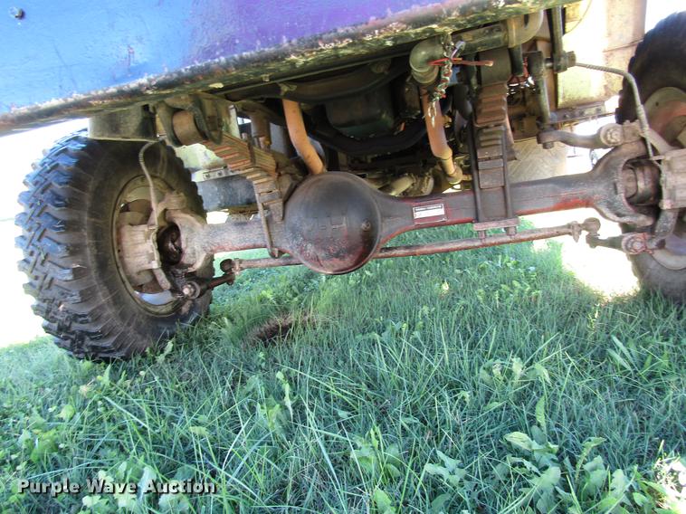 image for item DD3738 1990 GMC C6000 fire truck