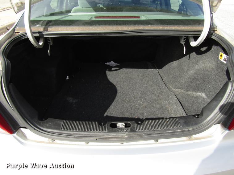 image for item DD3748 2007 Ford Taurus