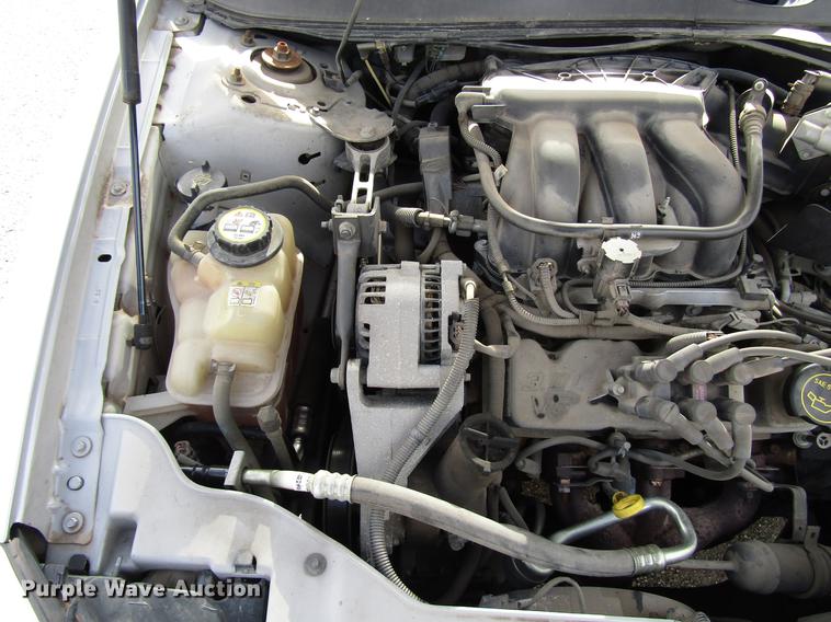 image for item DD3748 2007 Ford Taurus