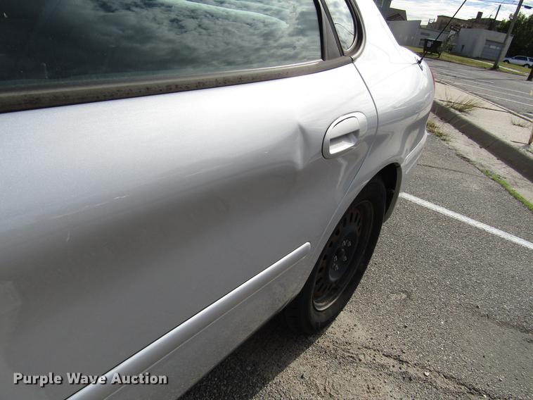 image for item DD3748 2007 Ford Taurus