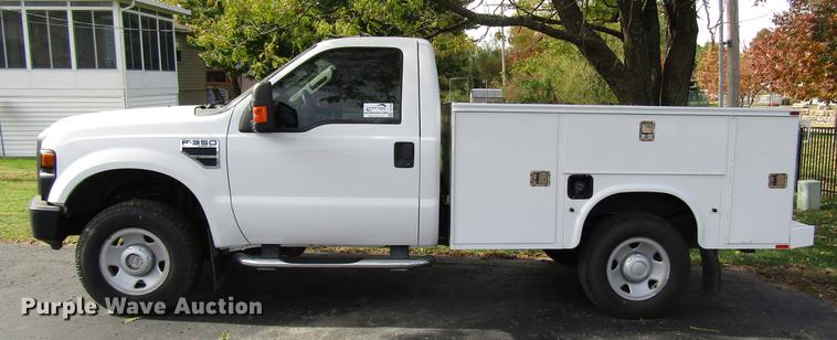 image for item DD3766 2008 Ford F350 Super Duty utility bed pickup truck