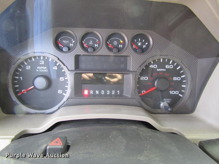 image for item DD3766 2008 Ford F350 Super Duty utility bed pickup truck