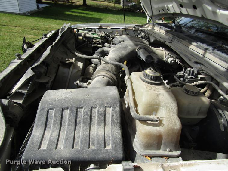 image for item DD3766 2008 Ford F350 Super Duty utility bed pickup truck