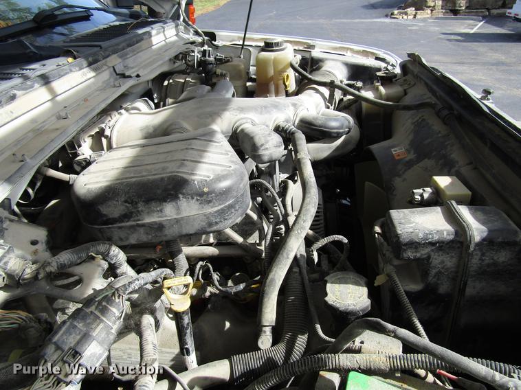 image for item DD3766 2008 Ford F350 Super Duty utility bed pickup truck