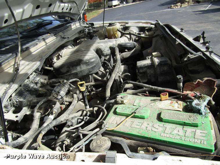 image for item DD3766 2008 Ford F350 Super Duty utility bed pickup truck