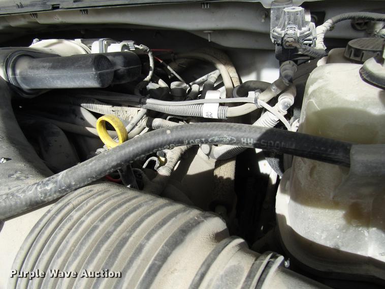 image for item DD3766 2008 Ford F350 Super Duty utility bed pickup truck