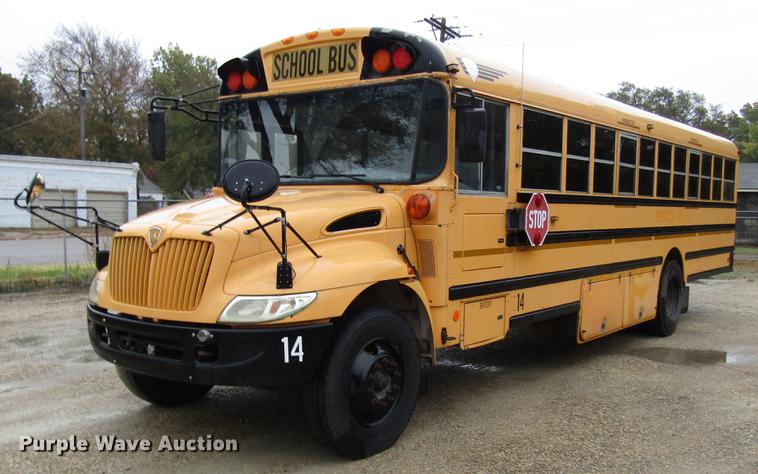 image for item DD3771 2007 International CE300 school bus