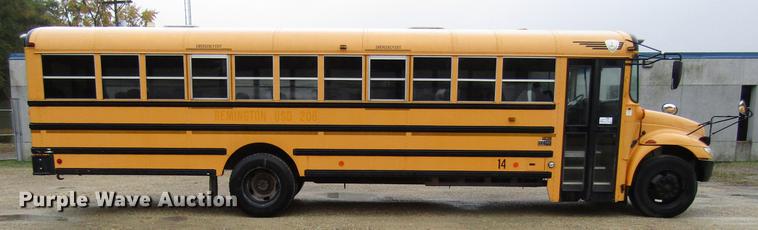 image for item DD3771 2007 International CE300 school bus