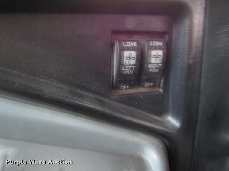 image for item DD3771 2007 International CE300 school bus