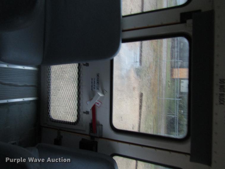 image for item DD3771 2007 International CE300 school bus