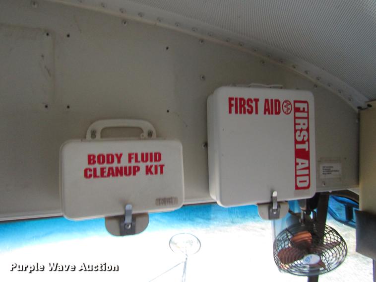 image for item DD3771 2007 International CE300 school bus