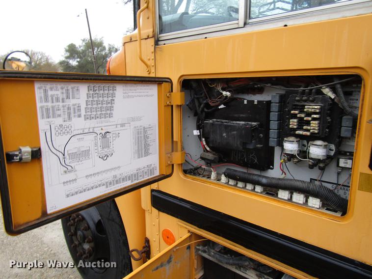 image for item DD3771 2007 International CE300 school bus