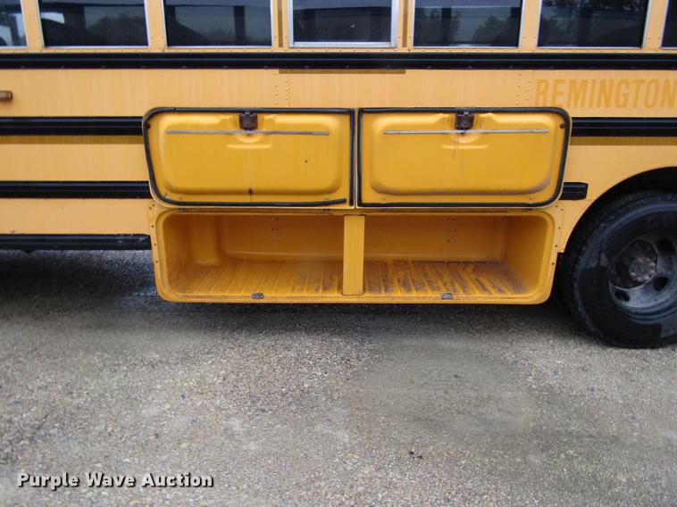 image for item DD3771 2007 International CE300 school bus
