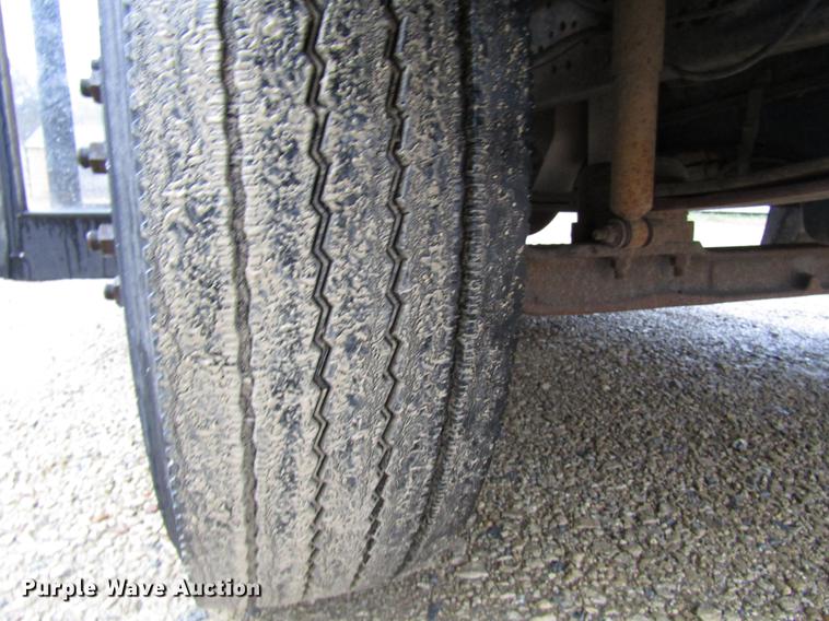 image for item DD3771 2007 International CE300 school bus