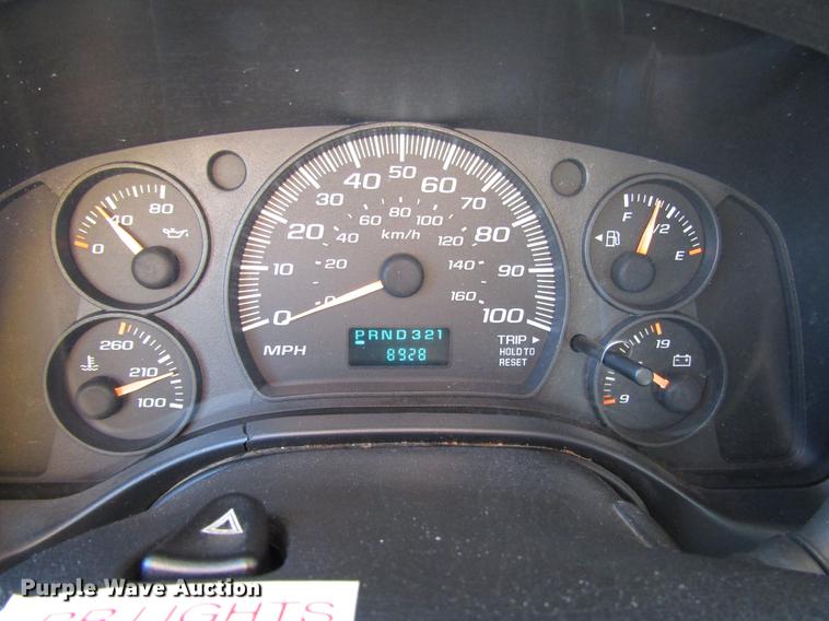 image for item DD3799 2003 Chevrolet Express 3500 school bus