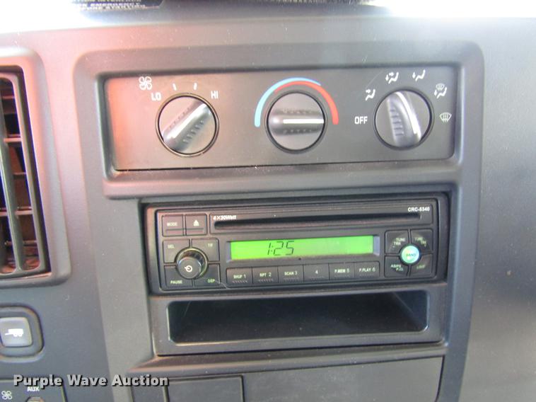 image for item DD3799 2003 Chevrolet Express 3500 school bus