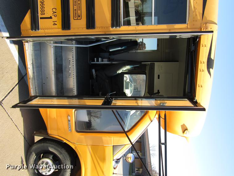 image for item DD3799 2003 Chevrolet Express 3500 school bus
