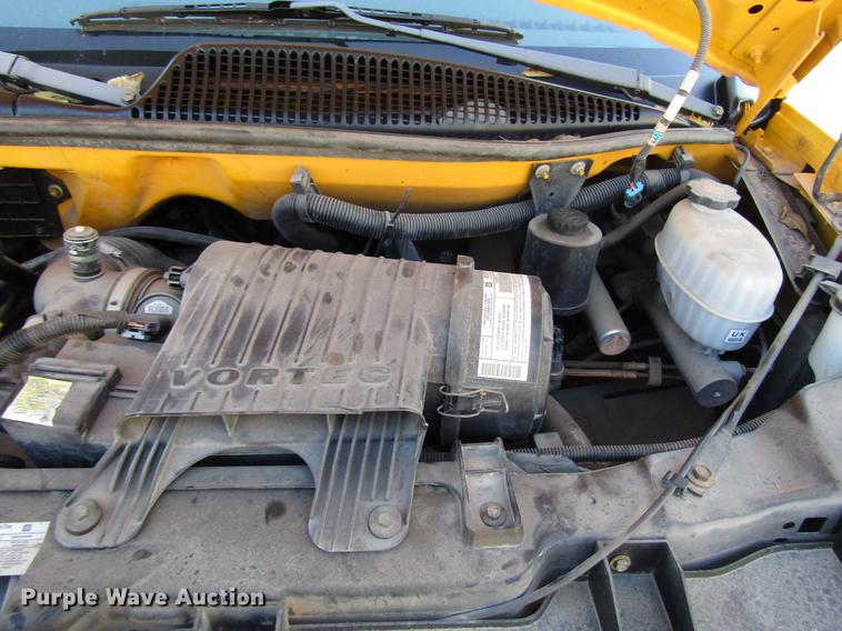 image for item DD3799 2003 Chevrolet Express 3500 school bus