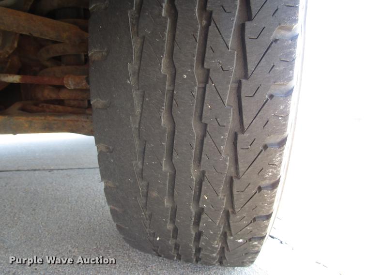 image for item DD3799 2003 Chevrolet Express 3500 school bus