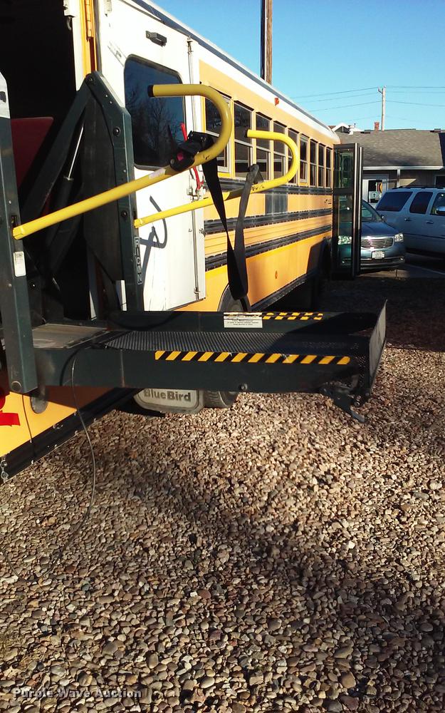 image for item DD3800 2001 Blue Bird TC2000 school bus